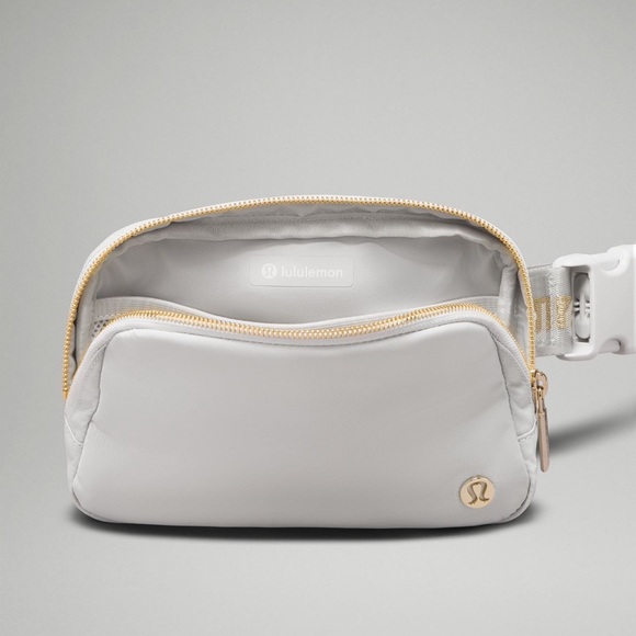 Lululemon Vapor Gold Everywhere Belt Bag (Brand New) - Picture 2 of 6